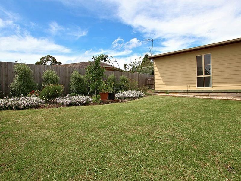 28 Regans Road, Hampton Park VIC 3976