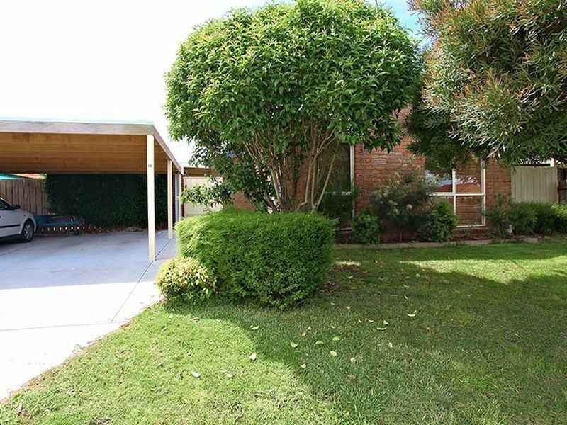 28 Regans Road, Hampton Park VIC 3976