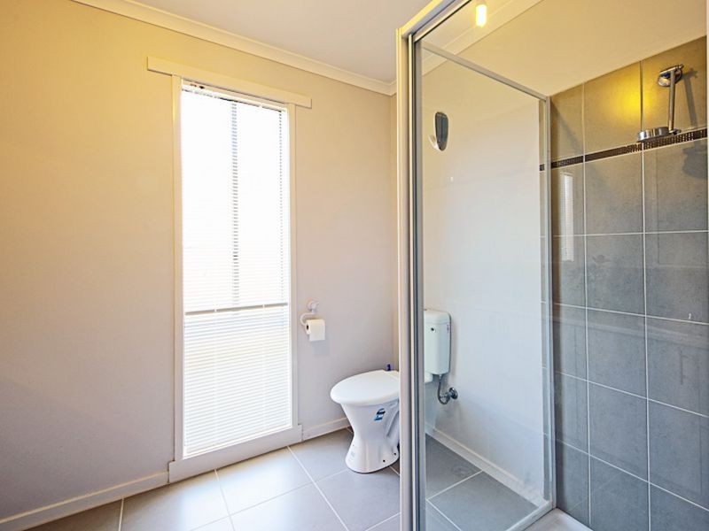 27 Domino Way, Hampton Park VIC 3976