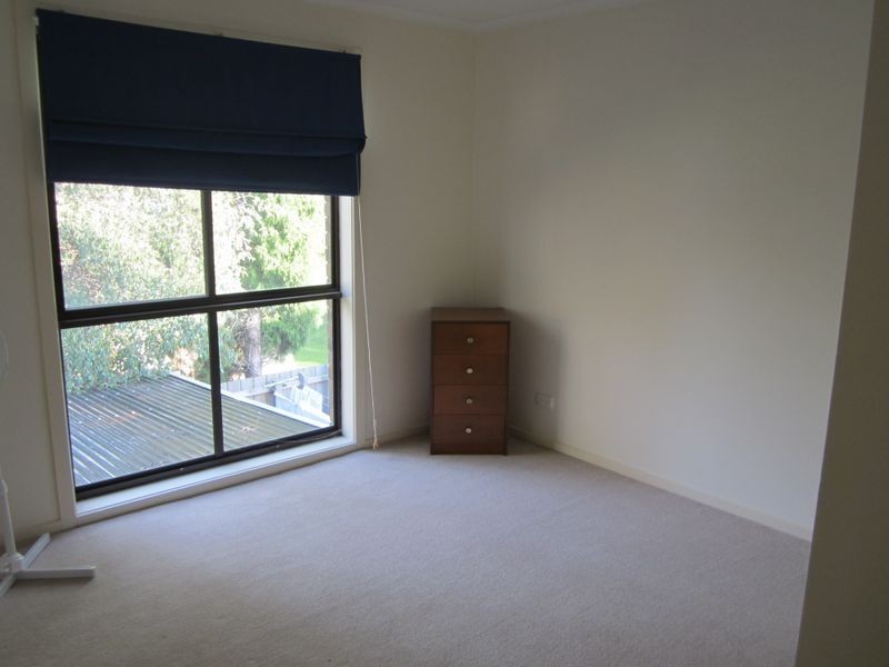 8/2-6 Belgrave Hallam Road, Hallam VIC 3803