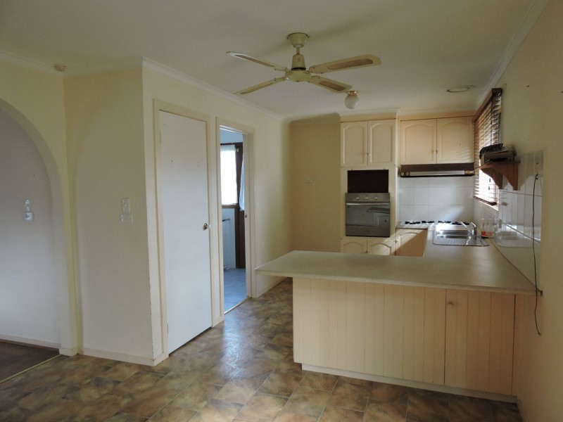 2. Skye Crescent, Endeavour Hills VIC 3802