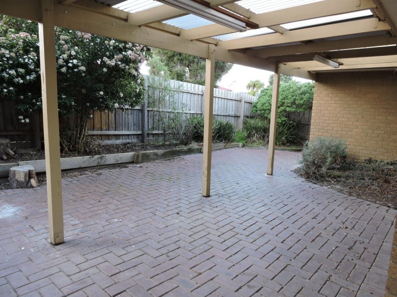 2. Skye Crescent, Endeavour Hills VIC 3802