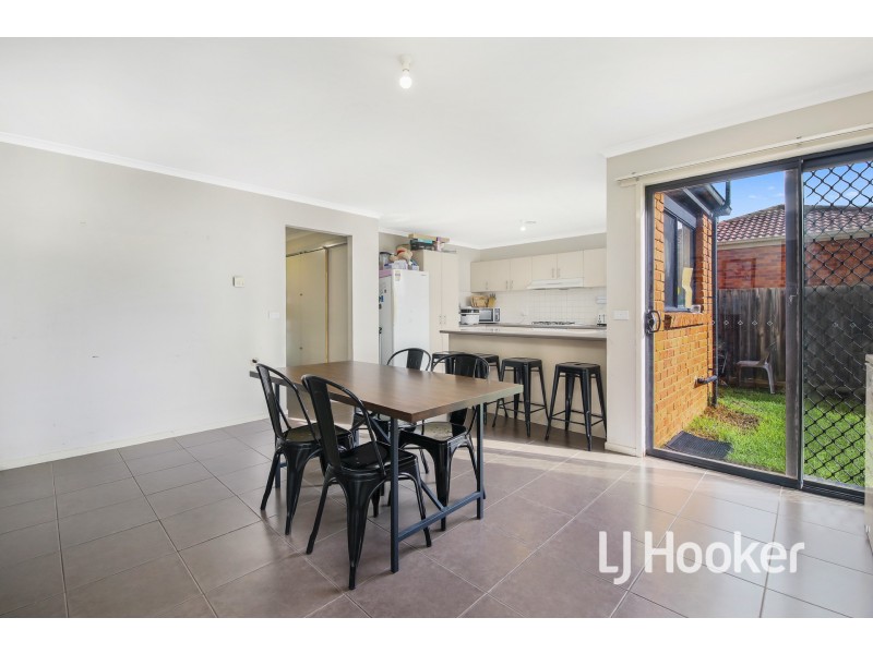 23 Domino Way, Hampton Park VIC 3976