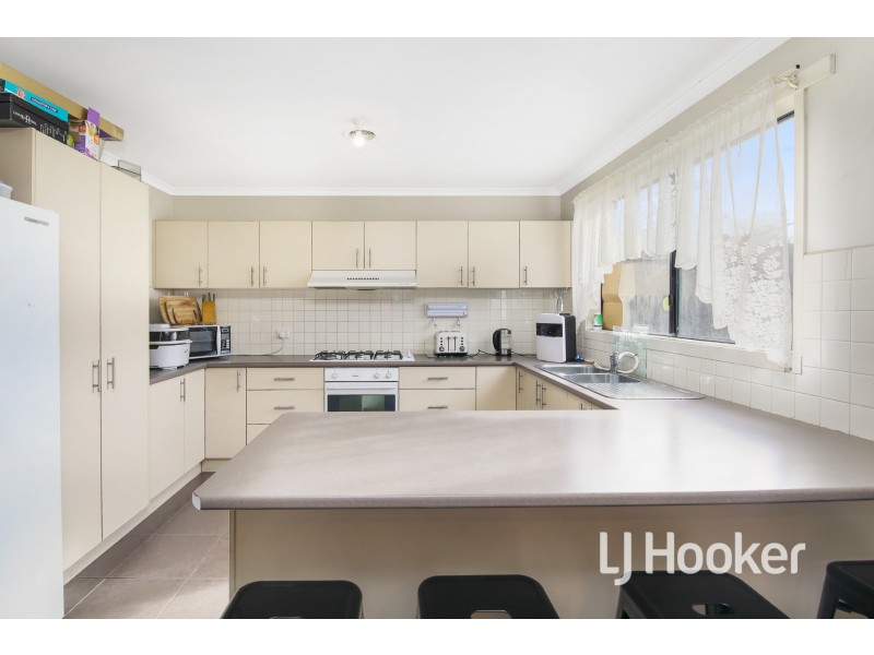 23 Domino Way, Hampton Park VIC 3976