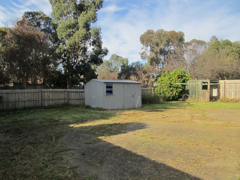 32 Green Valley Crescent, Hampton Park VIC 3976