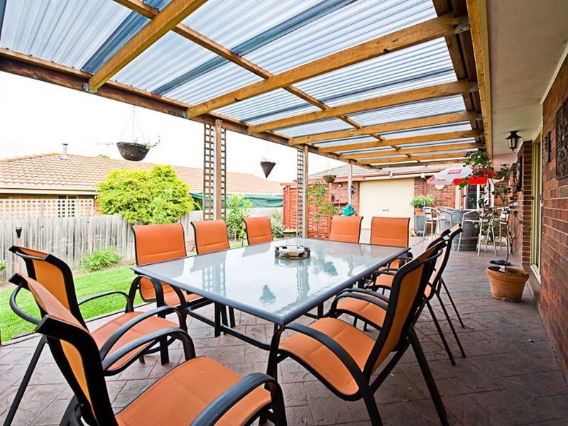 9 Amberley Park Drive, Narre Warren South VIC 3805