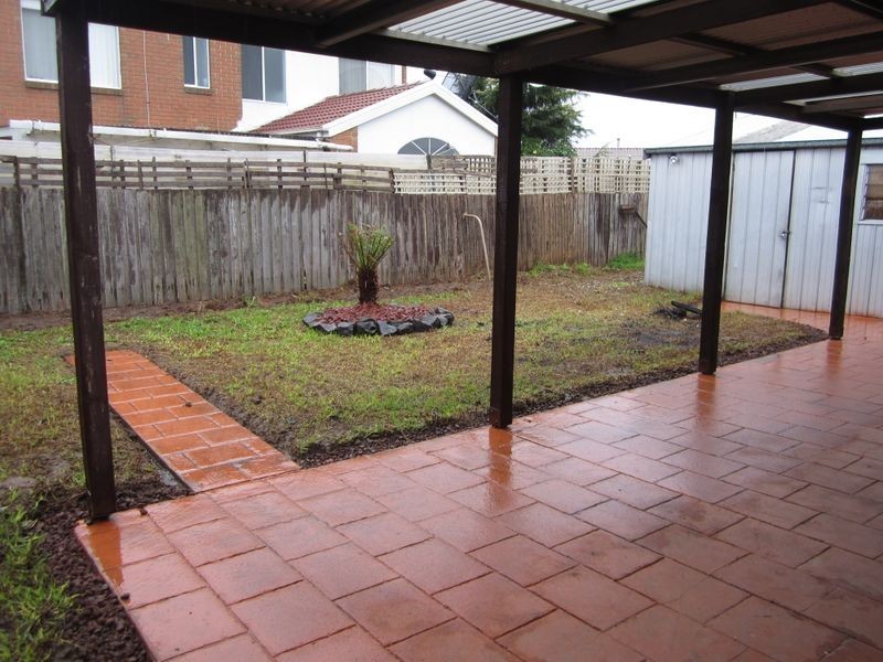 36 Leopold Crescent, Hampton Park VIC 3976