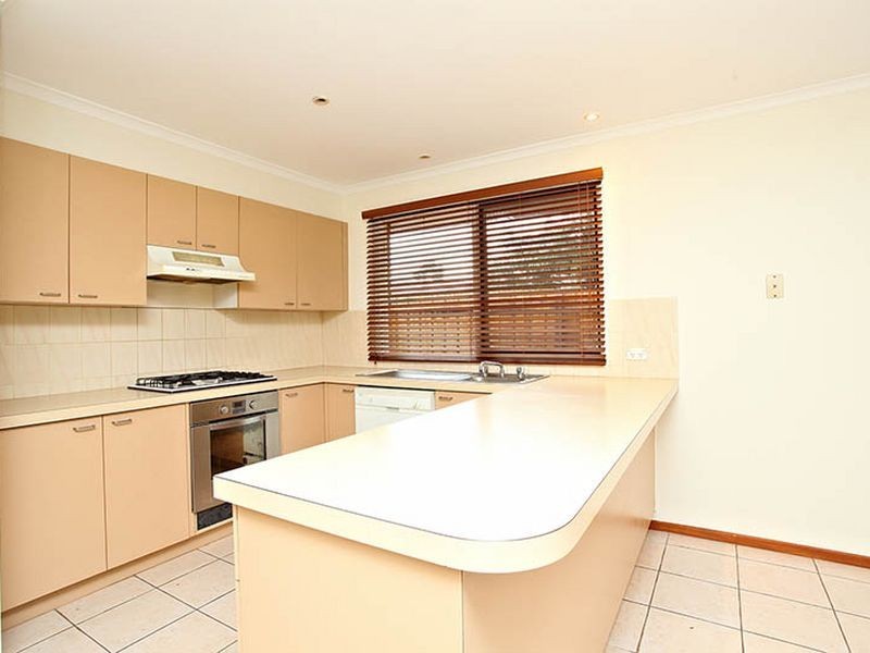 17 George Chudleigh Drive, Hallam VIC 3803