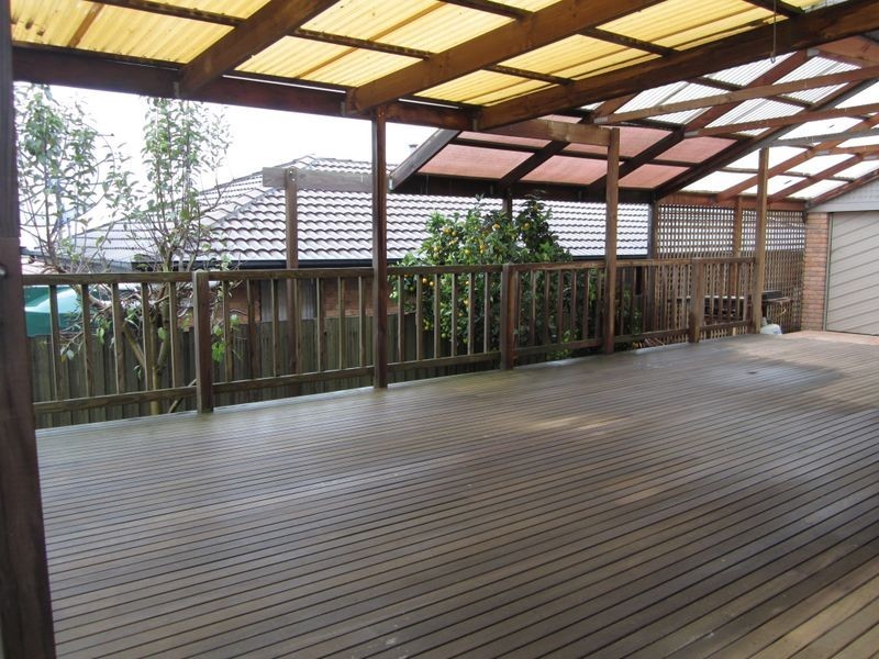 24 Michelle Drive, Hampton Park VIC 3976