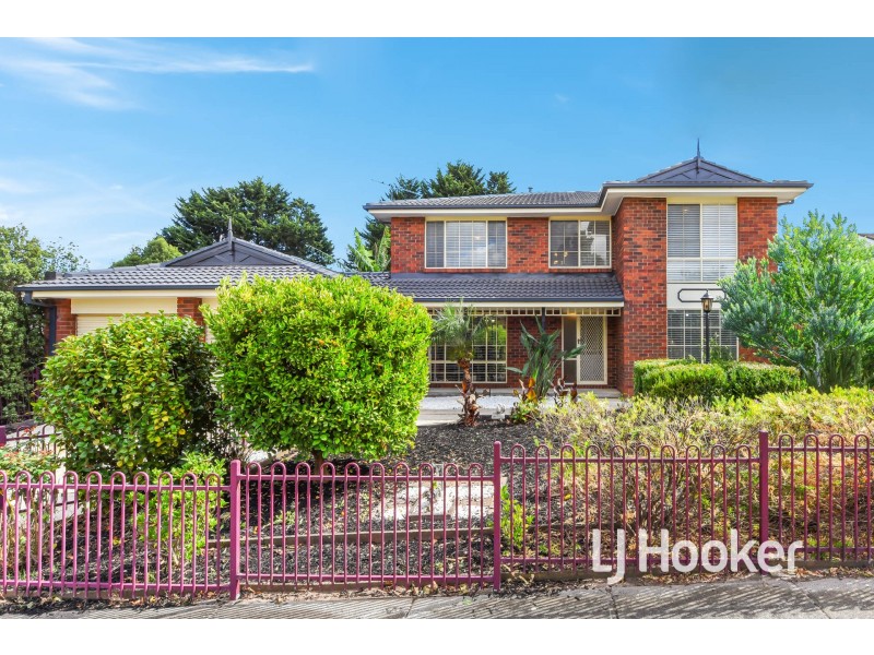 6 Amberly Park Drive, Narre Warren South VIC 3805