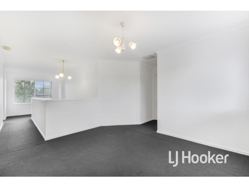 6 Amberly Park Drive, Narre Warren South VIC 3805