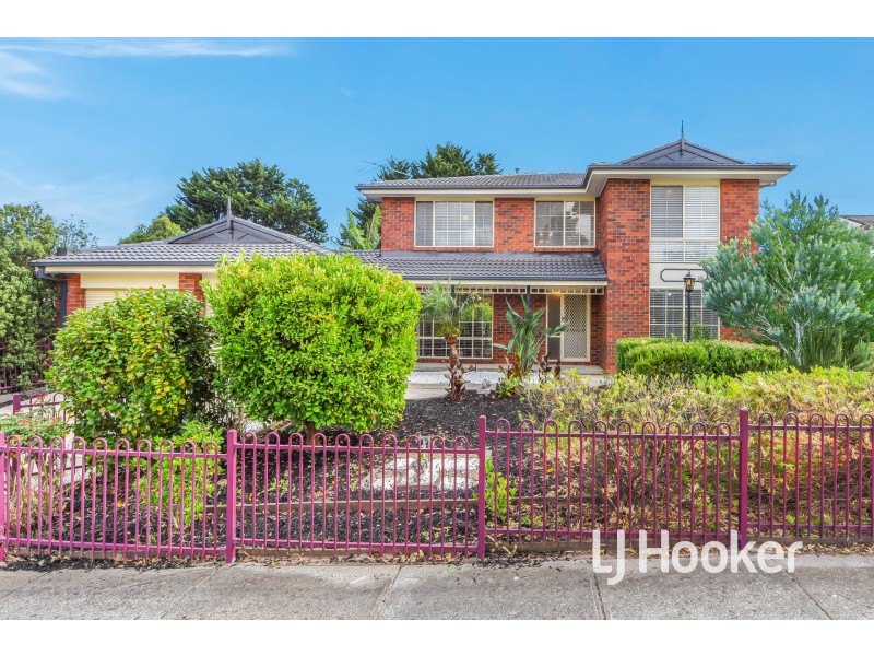 6 Amberly Park Drive, Narre Warren South VIC 3805