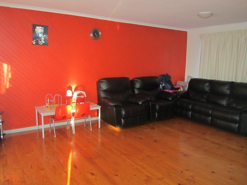 2/5 Bride Avenue, Hampton Park VIC 3976