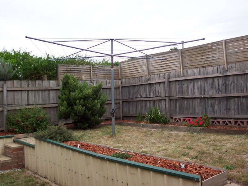 2 Dusk Court, Hampton Park VIC 3976