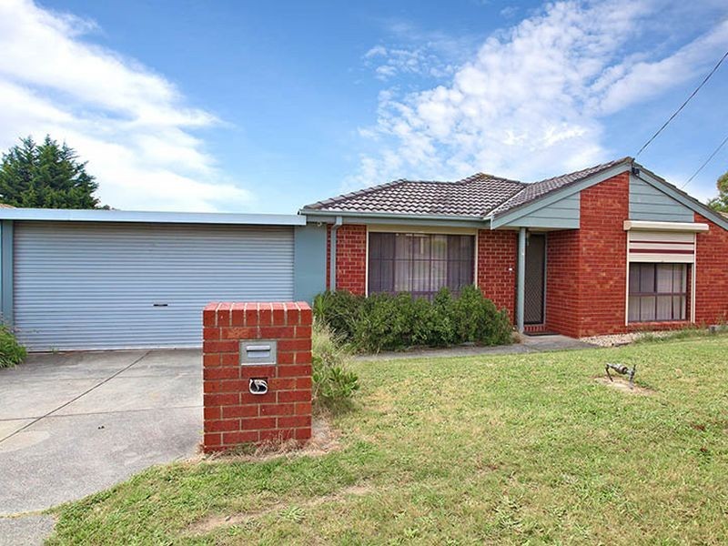 7 Medinah Rise, Hampton Park VIC 3976