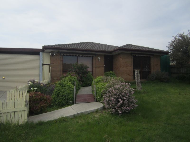 6 Chiswick Court, Hampton Park VIC 3976