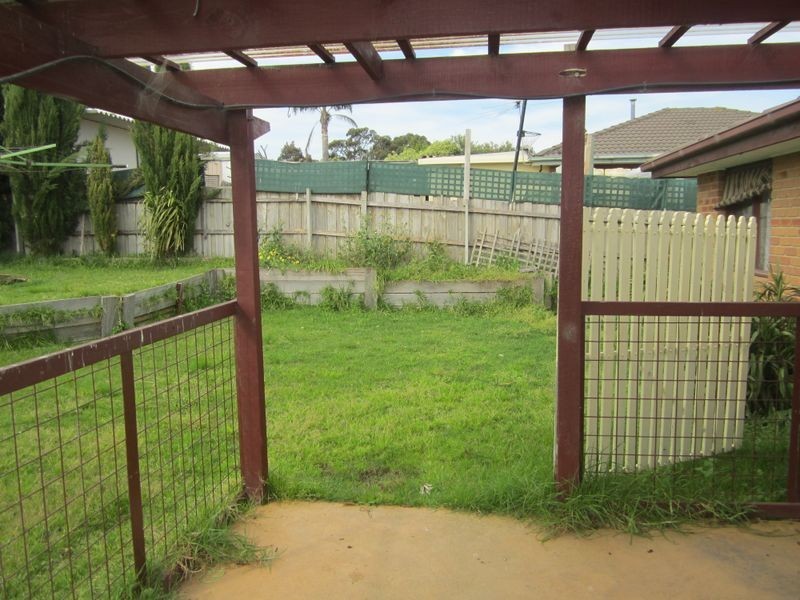 6 Chiswick Court, Hampton Park VIC 3976