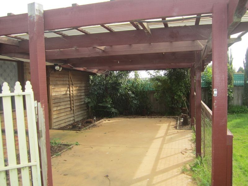 6 Chiswick Court, Hampton Park VIC 3976