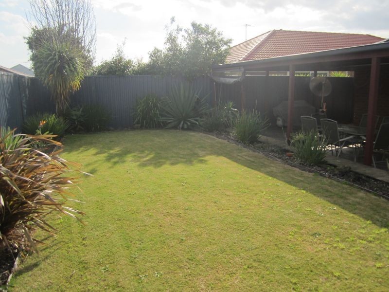 47 The Parkway, Pakenham VIC 3810