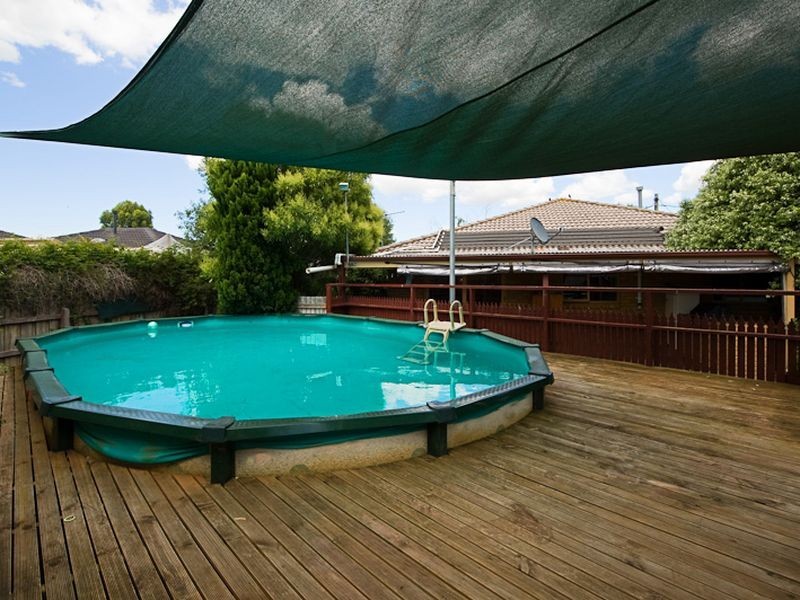 4 Kendari Court, Hampton Park VIC 3976