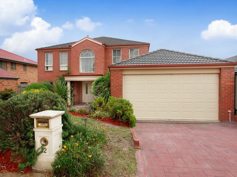 12 Sugarloaf Boulevard, Lynbrook VIC 3975