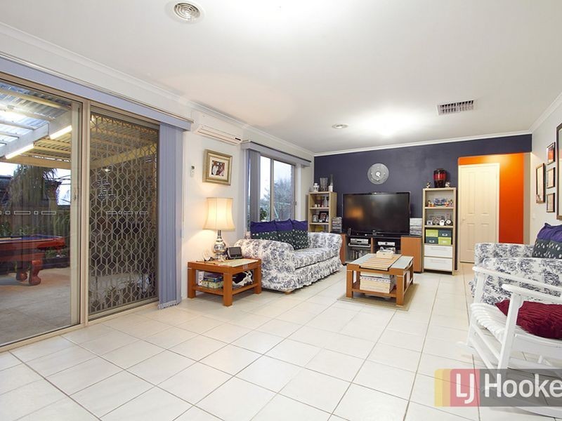 12 Eclipse Court, Hampton Park VIC 3976