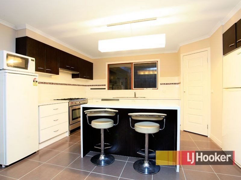 31 Tuileries Rise, Narre Warren South VIC 3805
