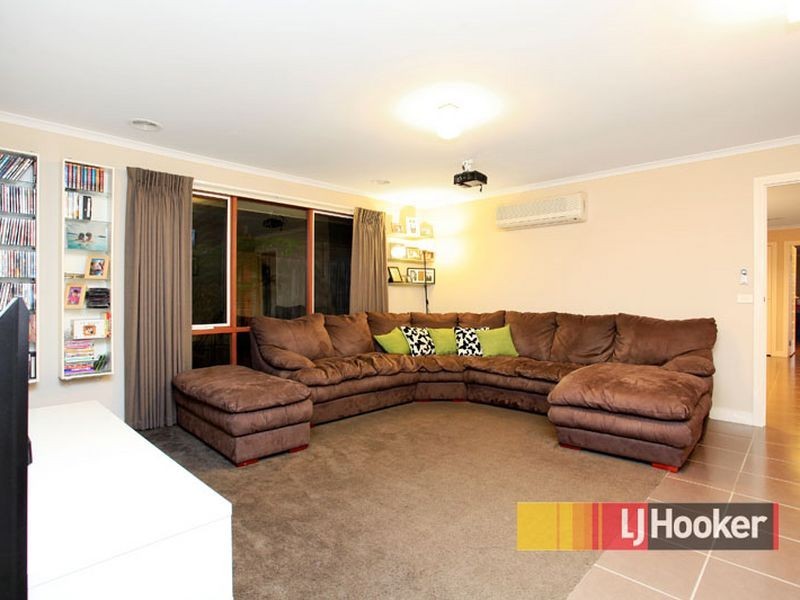 31 Tuileries Rise, Narre Warren South VIC 3805