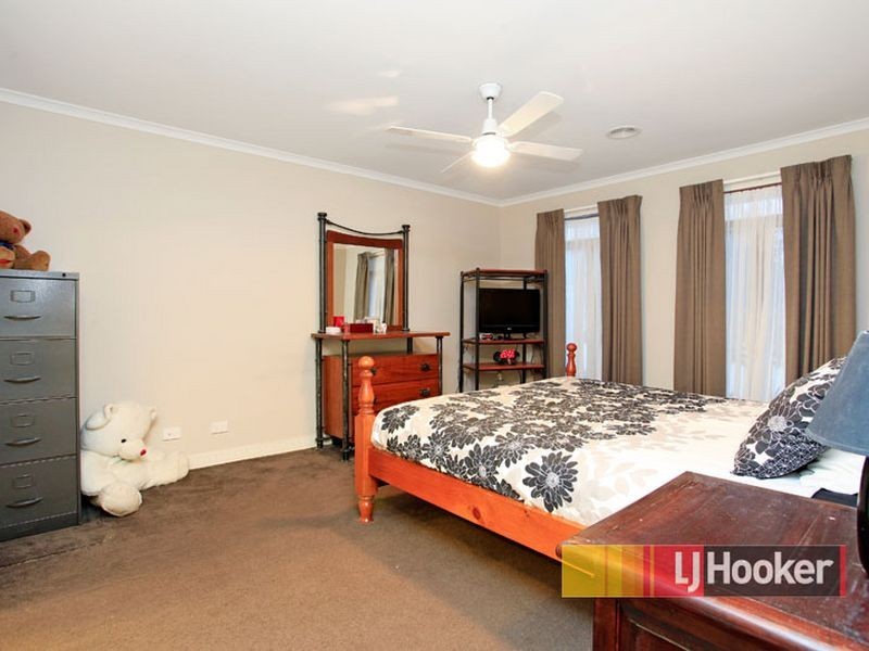 31 Tuileries Rise, Narre Warren South VIC 3805