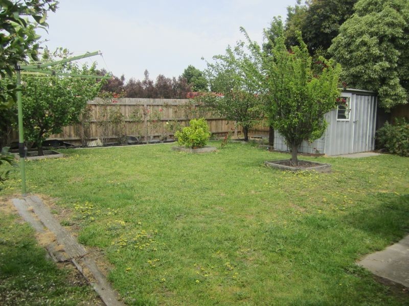 6 Pollina Close, Hampton Park VIC 3976