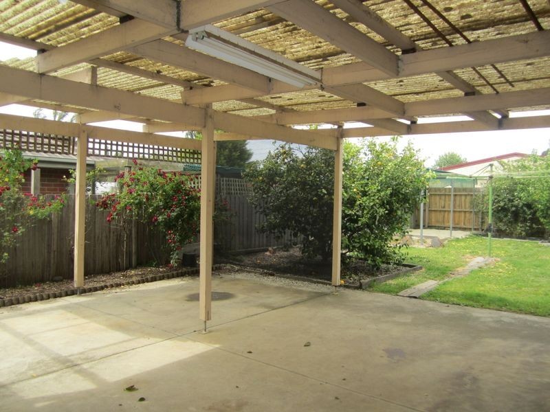 6 Pollina Close, Hampton Park VIC 3976