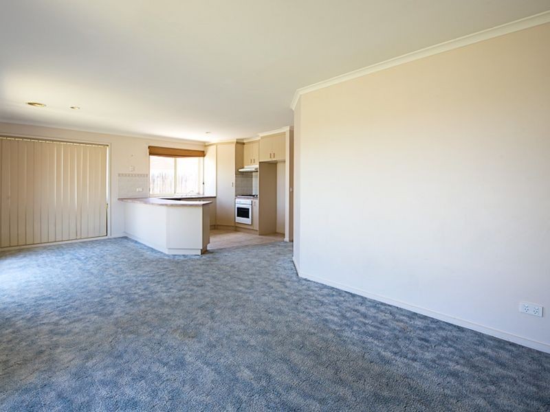 2 Stratus Court, Hampton Park VIC 3976