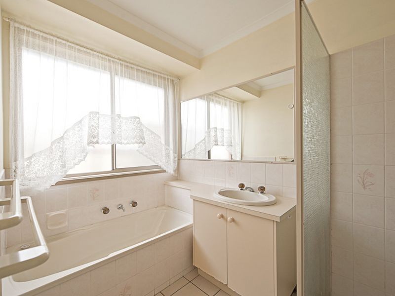 16 Templer Avenue, Hampton Park VIC 3976