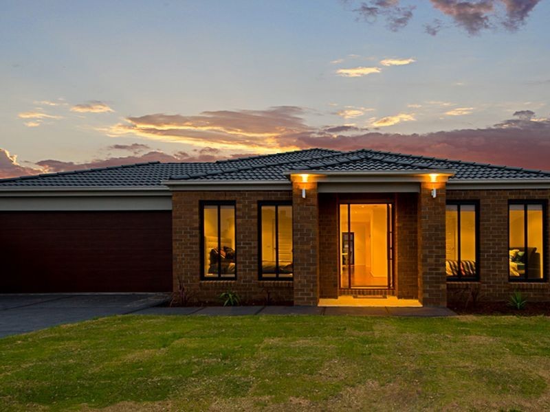 9 Bermerale Court, Berwick VIC 3806