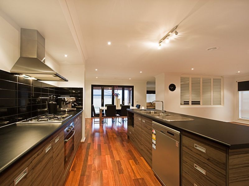 9 Bermerale Court, Berwick VIC 3806