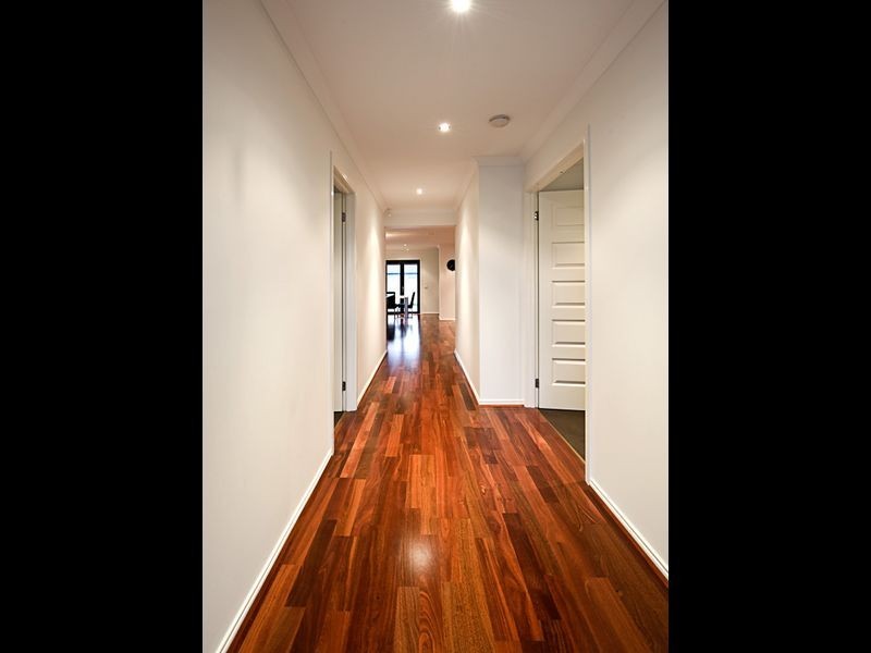 9 Bermerale Court, Berwick VIC 3806