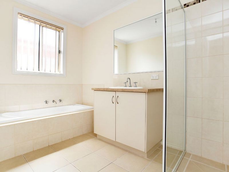 22 Providence Drive, Cranbourne West VIC 3977