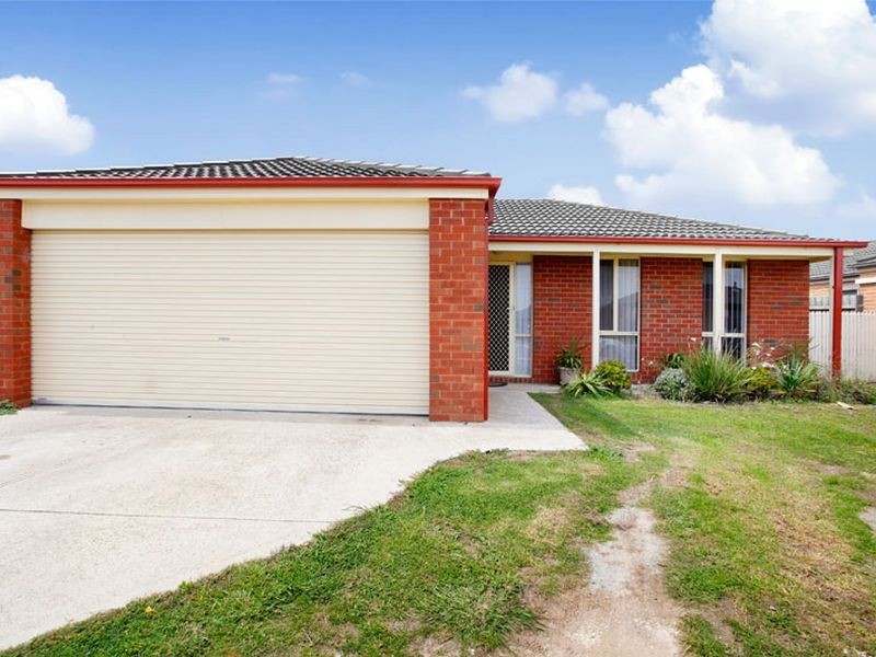 22 Providence Drive, Cranbourne West VIC 3977