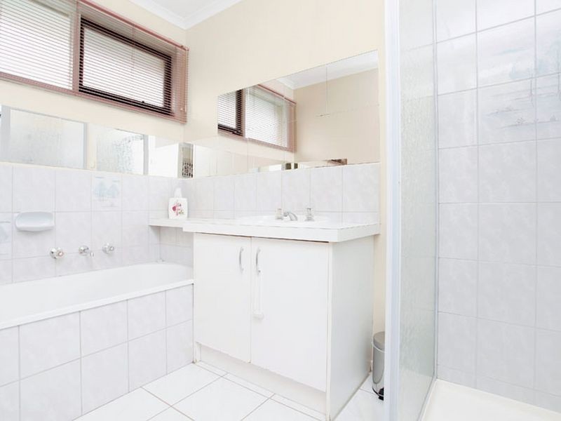 2 Briarley Court, Hampton Park VIC 3976