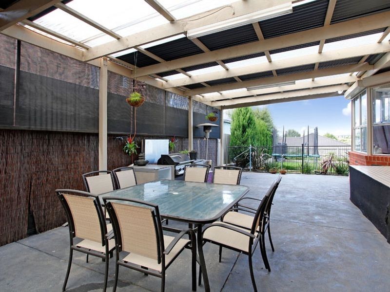 10 Hillrise Close, Narre Warren South VIC 3805