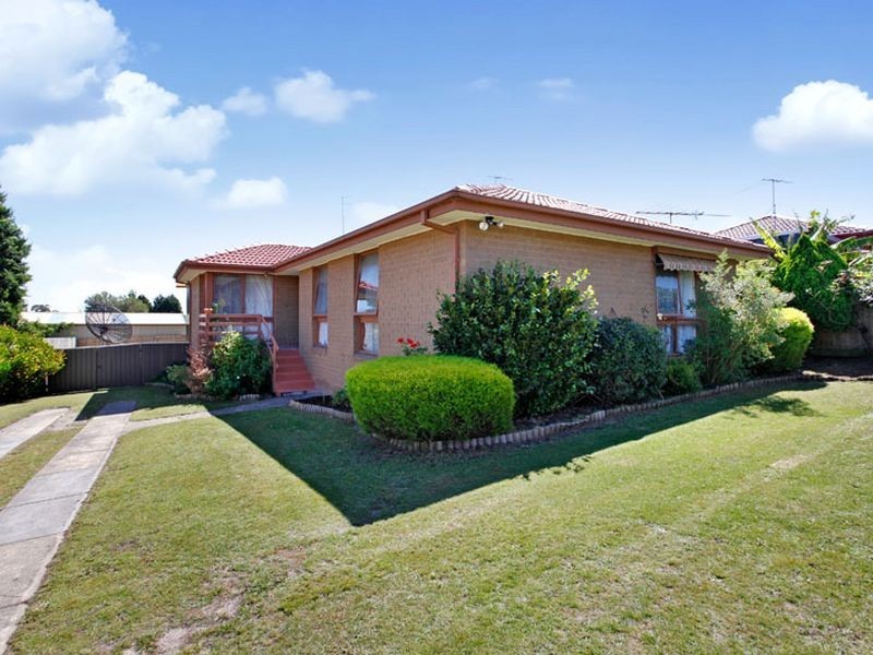 3 Inverness Street, Endeavour Hills VIC 3802