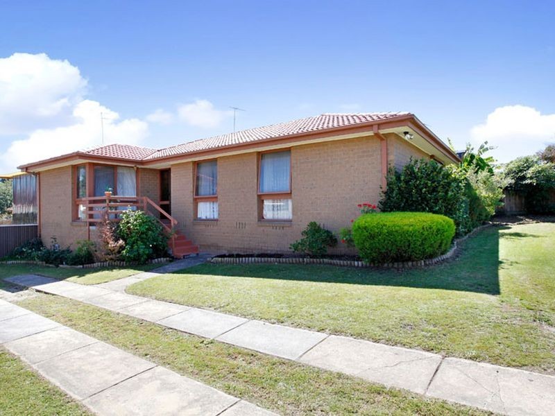 3 Inverness Street, Endeavour Hills VIC 3802