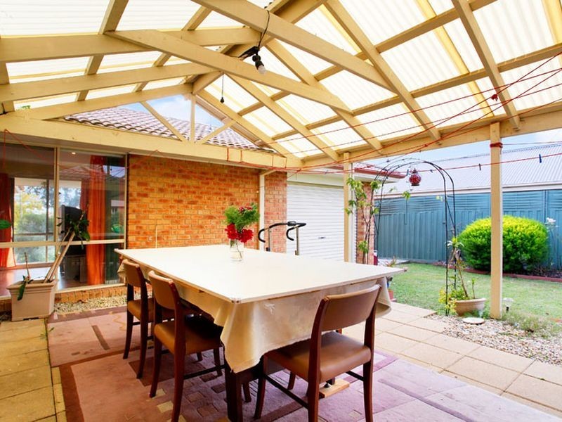 43 Bemersyde Drive, Berwick VIC 3806