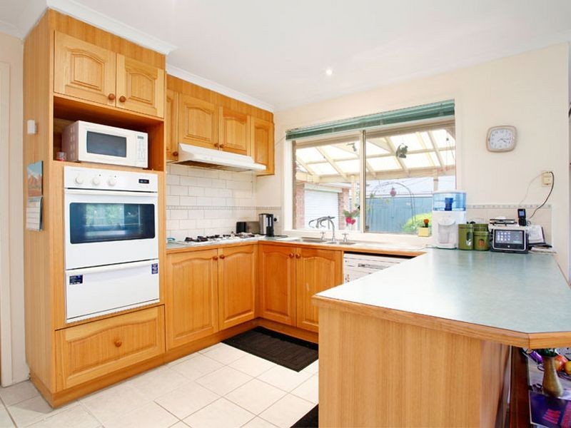 43 Bemersyde Drive, Berwick VIC 3806