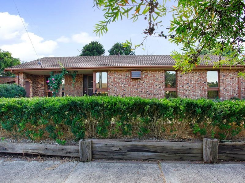 11 Kathleen Court, Hampton Park VIC 3976