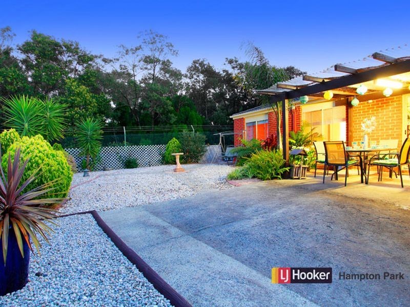 18 Redwood Avenue, Hampton Park VIC 3976