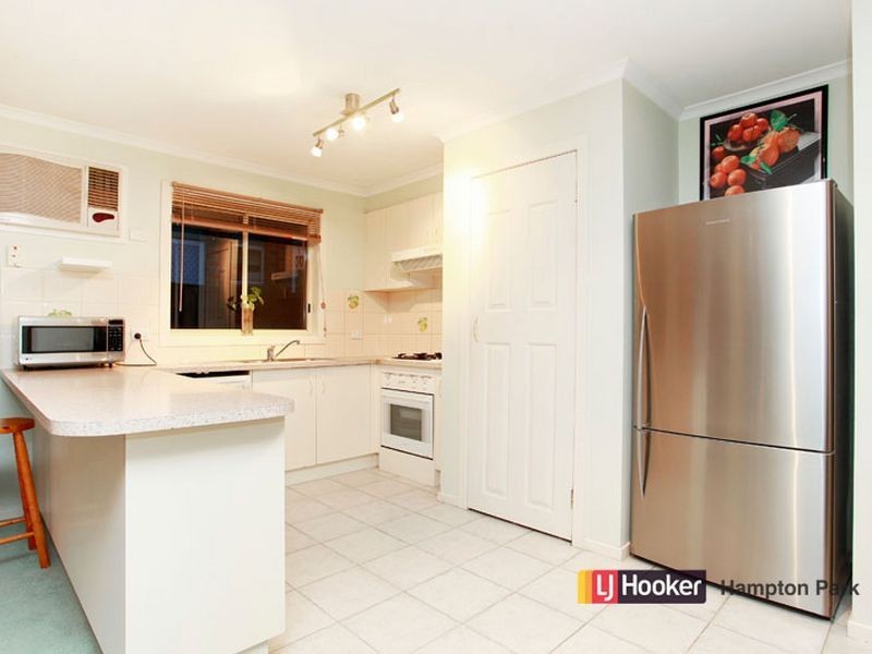 18 Redwood Avenue, Hampton Park VIC 3976