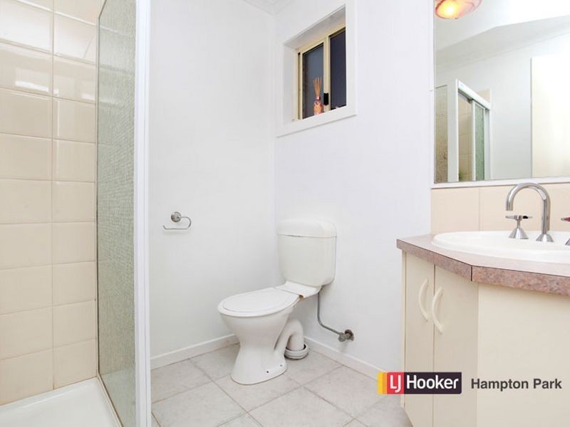 18 Redwood Avenue, Hampton Park VIC 3976