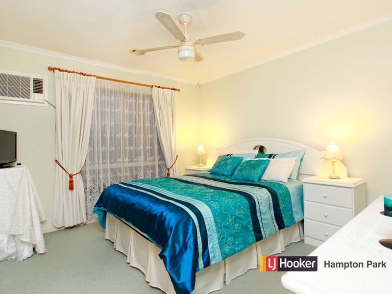 18 Redwood Avenue, Hampton Park VIC 3976