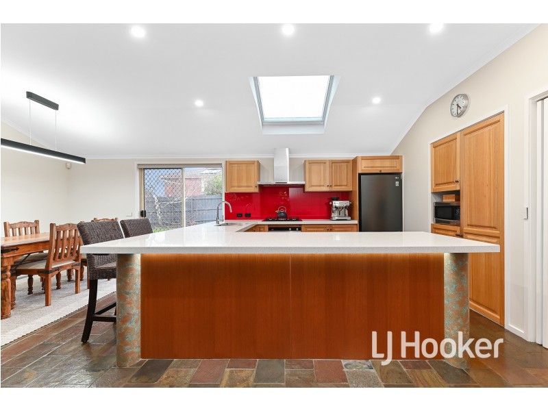 5 Hazel Court, Hampton Park VIC 3976